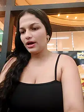 girl milk1 online show from January 2025 10:42:01 PM