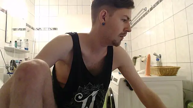 jonny-bisexual online show from December 2024 09:52:01 PM