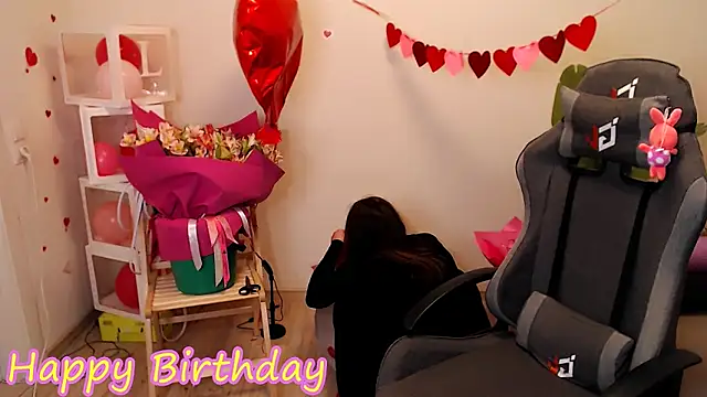 M Sensual online show from April 2026 12:50:02 AM