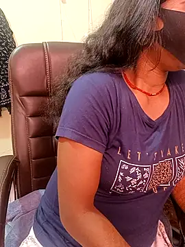 Snapshot of Jiya-Sexy chatting on February 2025 03:16:01 PM Jiya-Sexy online show from February 2025 03:16:01 PM