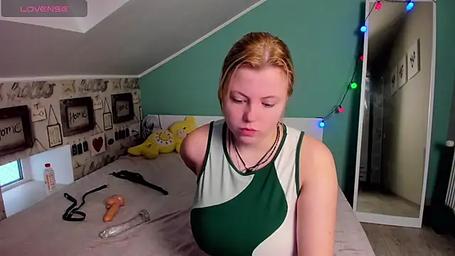 LillyDepp online show from December 2024 09:28:02 AM