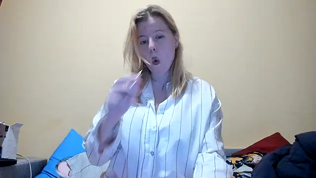 LillyDepp online show from November 2025 04:38:01 PM