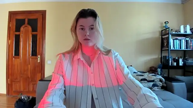 LillyDepp online show from February 2026 01:22:02 PM