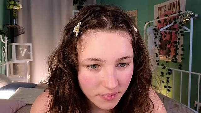 Snapshot of cherry_lea chatting on January 2025 02:56:02 PM cherry lea online show from January 2025 02:56:02 PM