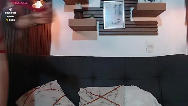 rihannagil online show from February 2026 03:45:01 AM