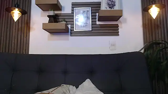 rihannagil online show from February 2026 03:54:01 AM