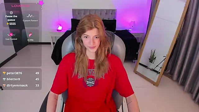 Nora Vennucci online show from March 2025 04:01:02 PM