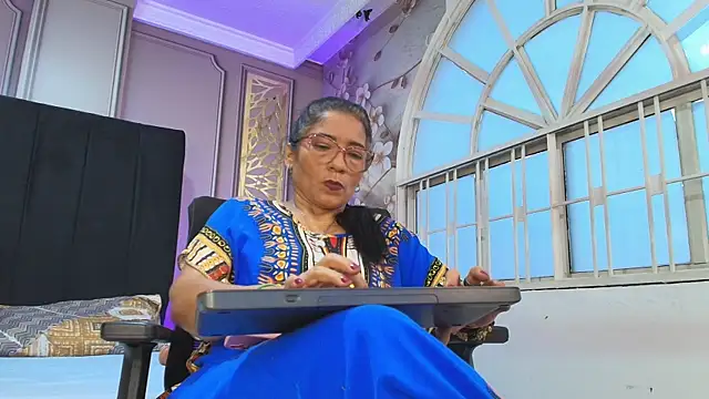 Snapshot of mature_bigass__ chatting on November 2025 11:46:01 AM mature bigass online show from November 2025 11:46:01 AM