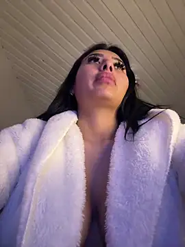 Snapshot of Anily_Lovely chatting on January 2025 11:43:01 PM Anily Lovely online show from January 2025 11:43:01 PM