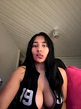Snapshot of Anily_Lovely chatting on September 2025 10:57:01 PM Anily Lovely online show from September 2025 10:57:01 PM