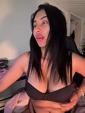 Snapshot of Anily_Lovely chatting on February 2026 06:15:01 PM Anily Lovely online show from February 2026 06:15:01 PM