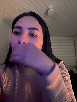 Anily Lovely online show from April 2026 12:44:01 AM