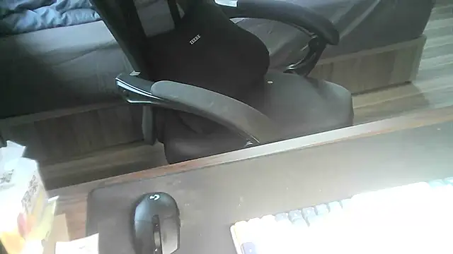 Snapshot of Ryan67533 chatting on November 2025 04:36:01 AM Ryan67533 online show from November 2025 04:36:01 AM