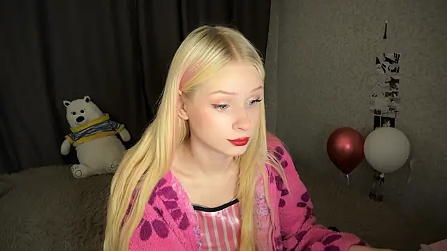 lisa barbie online show from December 2024 04:12:01 AM