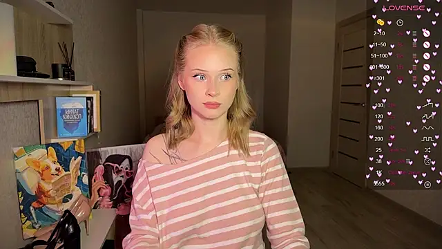 lisa barbie online show from October 2025 03:56:02 PM