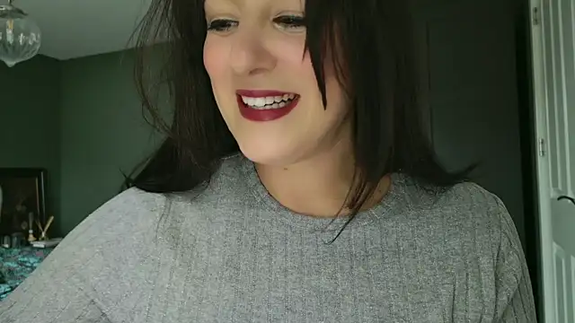 flatwhite0 online show from December 2024 12:44:02 PM