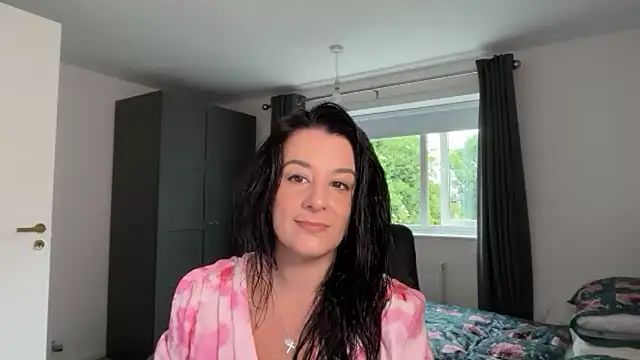 flatwhite0 online show from June 2026 07:41:02 AM