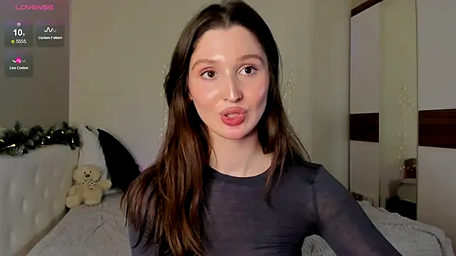 Snapshot of tender_babyy chatting on December 2024 05:51:02 PM tender babyy online show from December 2024 05:51:02 PM