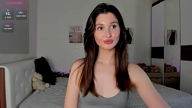 Snapshot of tender_babyy chatting on December 2024 02:23:02 PM tender babyy online show from December 2024 02:23:02 PM