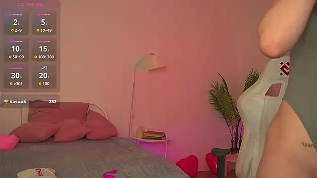 Snapshot of tender_babyy chatting on February 2025 11:11:02 AM tender babyy online show from February 2025 11:11:02 AM