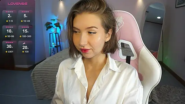 LinaSiren online show from January 2025 03:12:02 AM