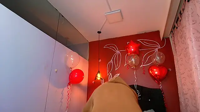 Zia Green online show from February 2025 12:11:02 PM