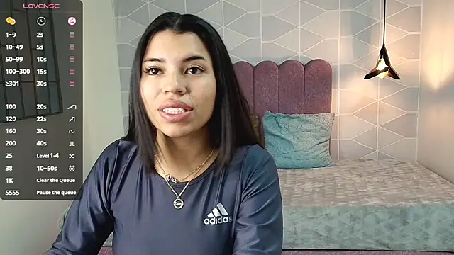 Snapshot of Asly_Morgan chatting on December 2024 12:05:02 PM Asly Morgan online show from December 2024 12:05:02 PM