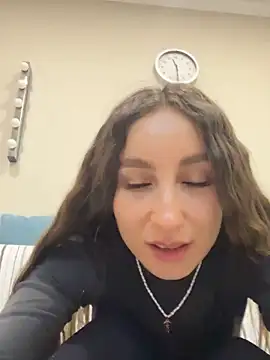 Snapshot of viviandaimond1 chatting on January 2025 08:32:01 PM viviandaimond1 online show from January 2025 08:32:01 PM