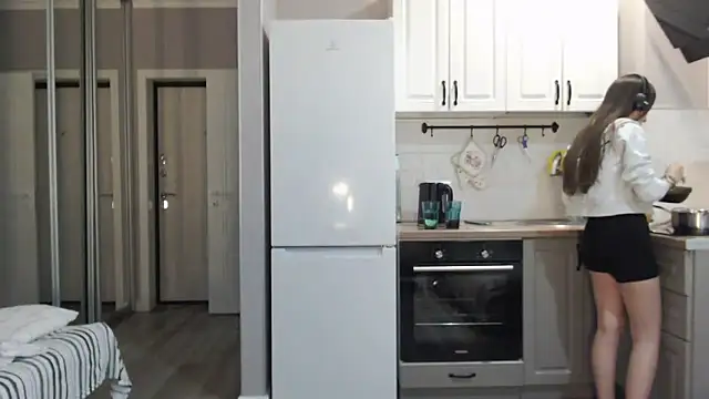 Snapshot of viviandaimond1 chatting on January 2025 09:09:02 PM viviandaimond1 online show from January 2025 09:09:02 PM