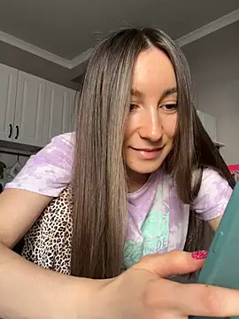 Snapshot of viviandaimond1 chatting on January 2025 12:06:02 PM viviandaimond1 online show from January 2025 12:06:02 PM