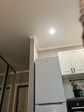 Snapshot of viviandaimond1 chatting on February 2025 04:50:01 PM viviandaimond1 online show from February 2025 04:50:01 PM