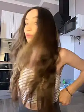 Snapshot of viviandaimond1 chatting on February 2025 12:50:01 PM viviandaimond1 online show from February 2025 12:50:01 PM