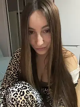 Snapshot of viviandaimond1 chatting on February 2025 02:59:02 PM viviandaimond1 online show from February 2025 02:59:02 PM