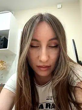 Snapshot of viviandaimond1 chatting on September 2025 09:17:02 PM viviandaimond1 online show from September 2025 09:17:02 PM