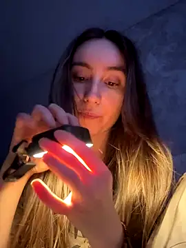 Snapshot of viviandaimond1 chatting on October 2025 02:24:01 PM viviandaimond1 online show from October 2025 02:24:01 PM