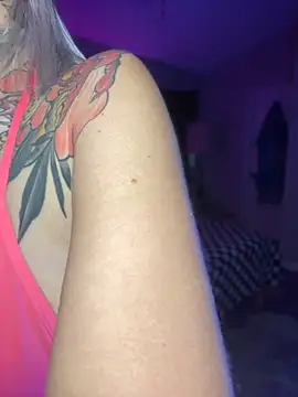 GoldieBakeman online show from November 2025 05:14:01 PM