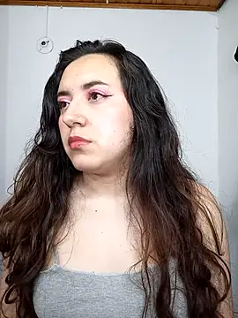 Emi chik online show from December 2024 02:23:01 AM