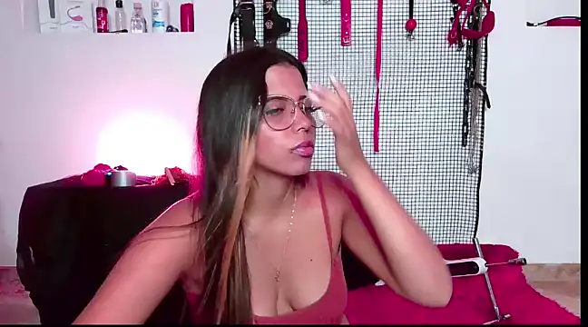 Snapshot of Megaan_Greey chatting on January 2025 03:27:01 PM Megaan Greey online show from January 2025 03:27:01 PM