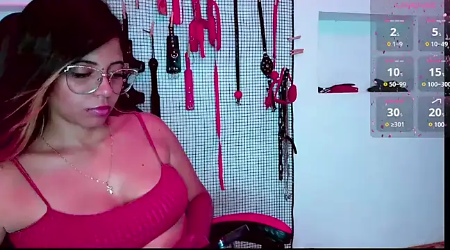 Snapshot of Megaan_Greey chatting on January 2025 06:28:01 PM Megaan Greey online show from January 2025 06:28:01 PM