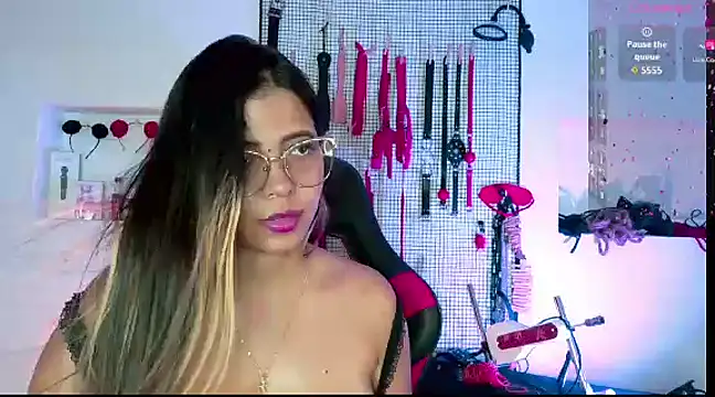 Snapshot of Megaan_Greey chatting on January 2025 10:08:02 PM Megaan Greey online show from January 2025 10:08:02 PM