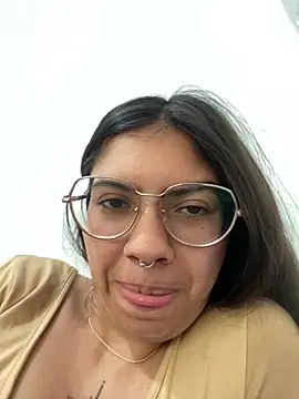 Argentiiniita online show from January 2025 07:45:01 PM