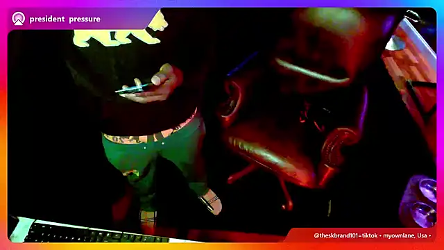 Pressure69mee online show from March 2025 01:59:01 AM