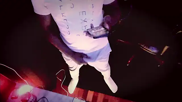 Pressure69mee online show from March 2025 10:55:02 PM