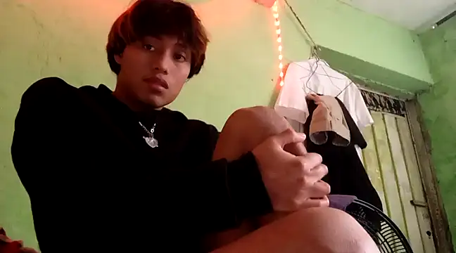 ruygw online show from January 2025 09:57:01 PM