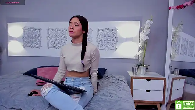 adelaa 11 online show from February 2025 12:22:01 PM