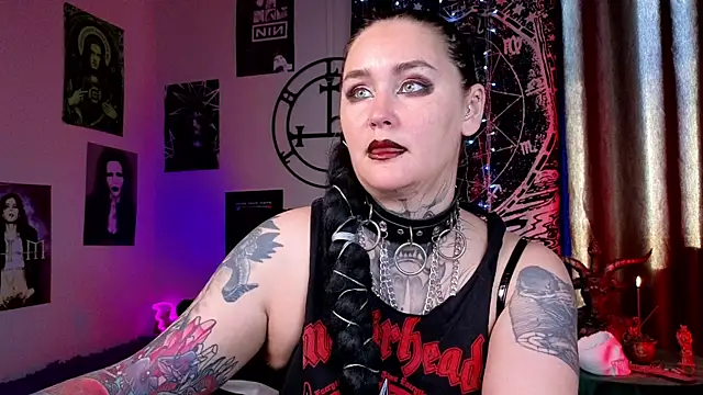 Emmybrightj  online show from May 2026 02:06:01 AM