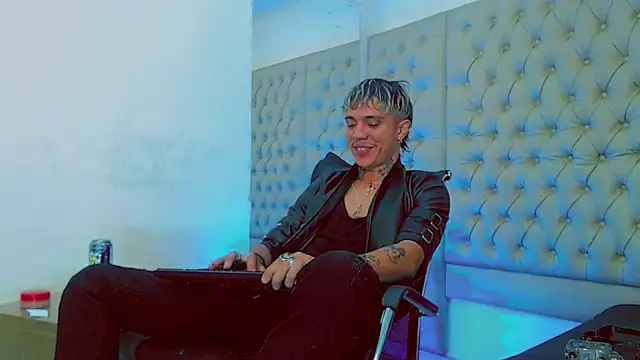 HannibalLester online show from February 2025 04:14:01 PM