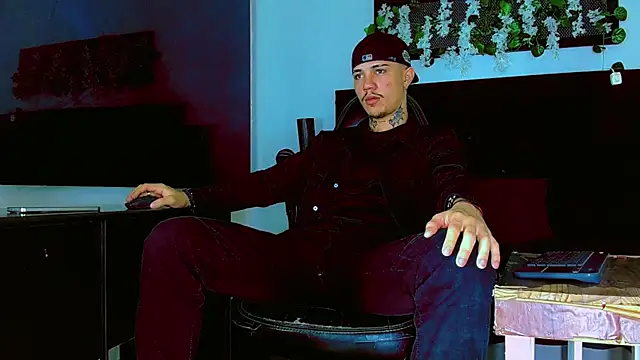 HannibalLester online show from April 2026 04:30:01 AM