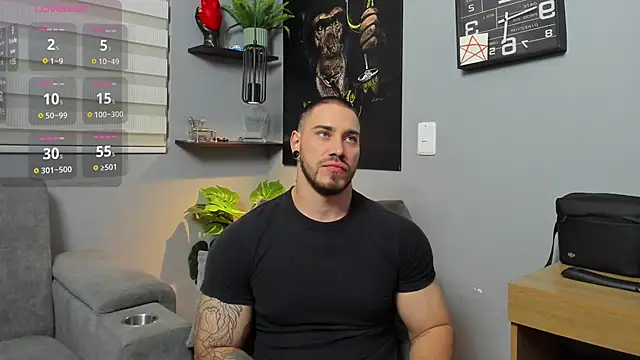 Giorgio-Leone online show from October 2025 12:21:02 AM