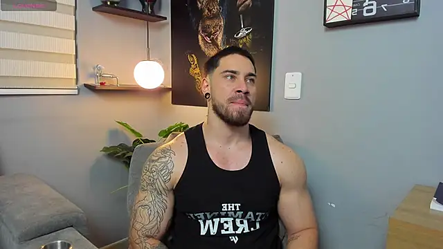 Giorgio-Leone online show from April 2026 01:07:01 AM